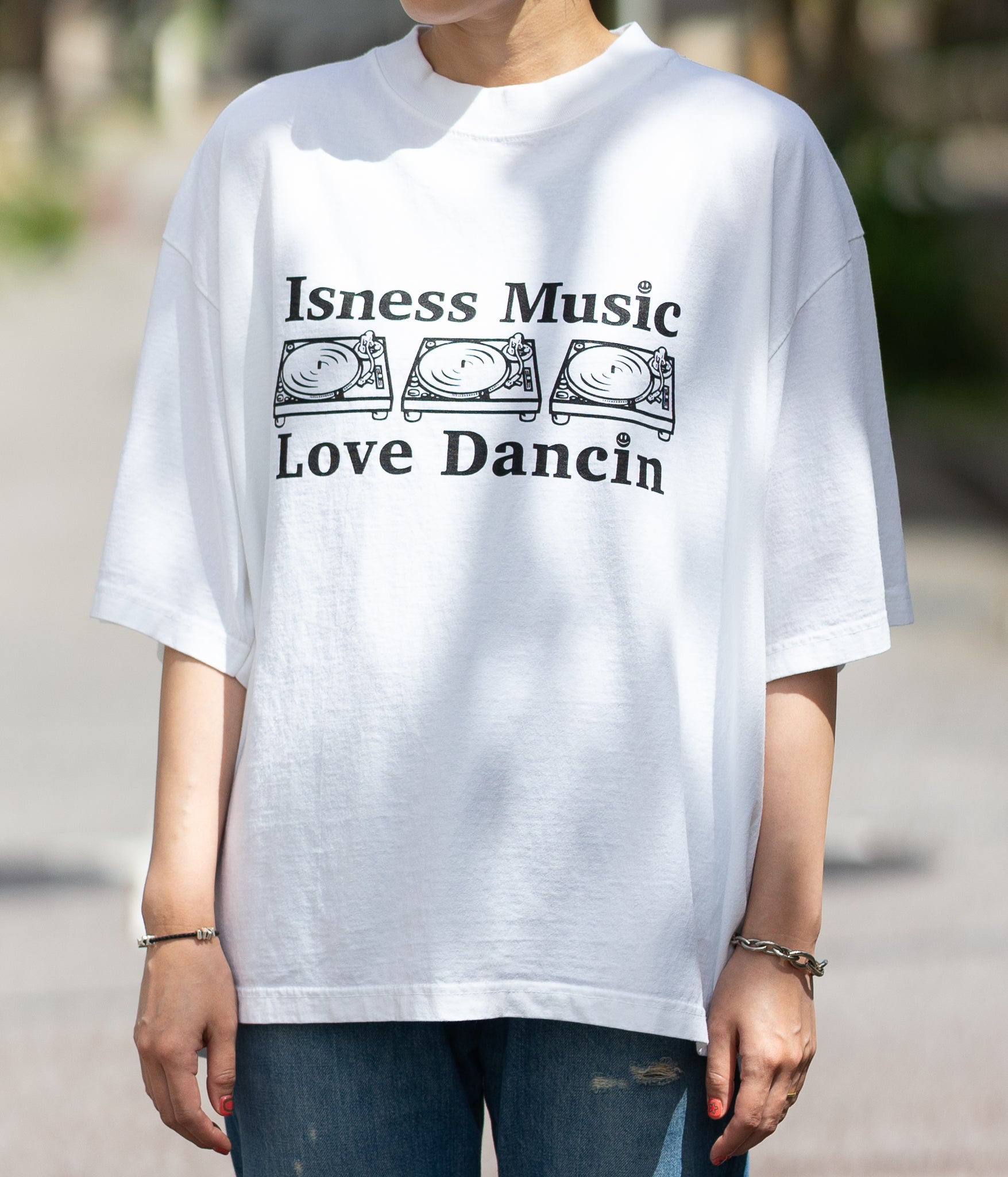 ISNESS MUSIC 