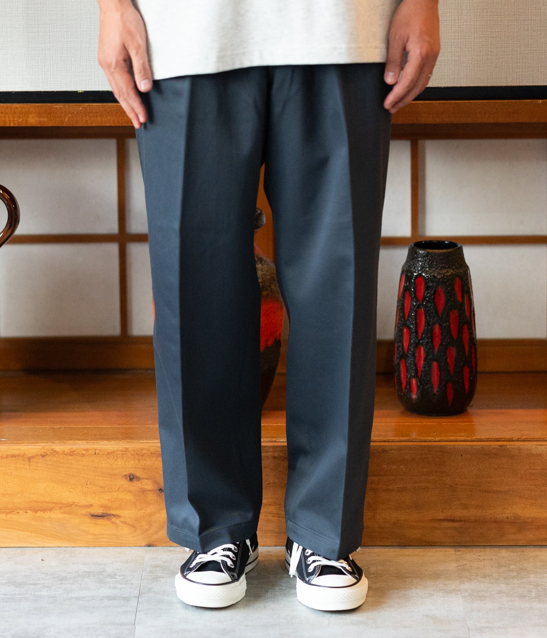 FARAH (ファーラー)Easy Wide Tapered Pants (FR0403-M4014