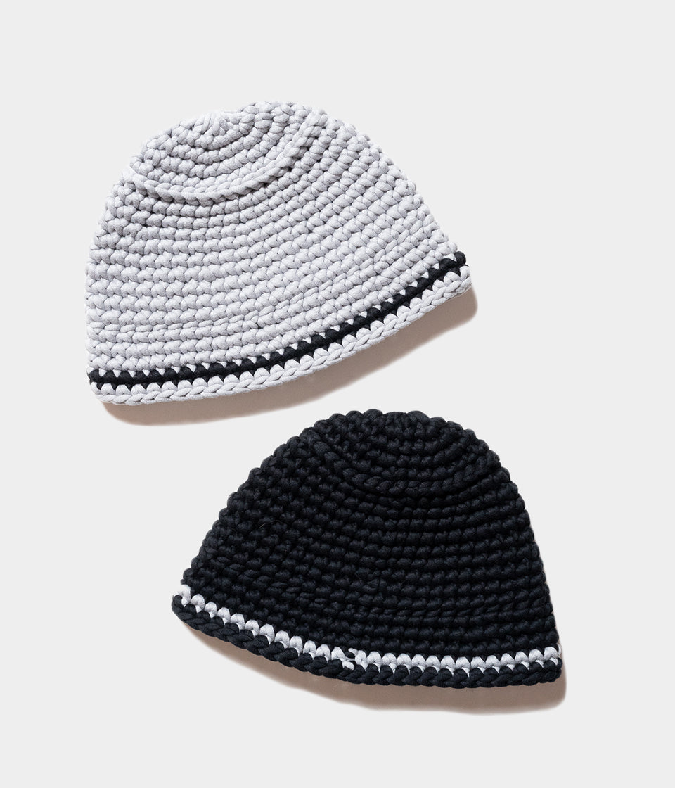 Indietro Association"Tube Yarn Knit Hat"